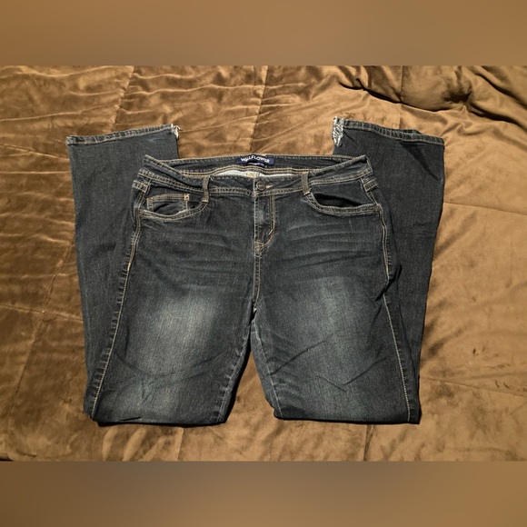Wallflower Denim - Wallflower brand, legendary fit, size 15, cute and comfy denim
